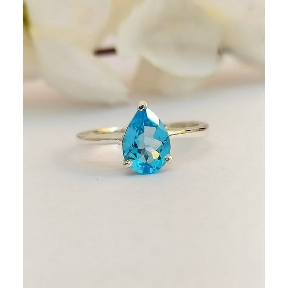 Unique Swiss Blue Topaz Ring-Jewelry For Women-925 Sterling Silver-November Birthstone Ring-Gemstone Ring-Gift For Wife-Topaz Love Ring