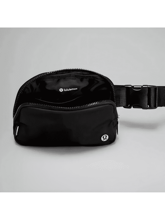 Unisex Fanny Pack,Black,7.5 x 5 x 2 inches,1L