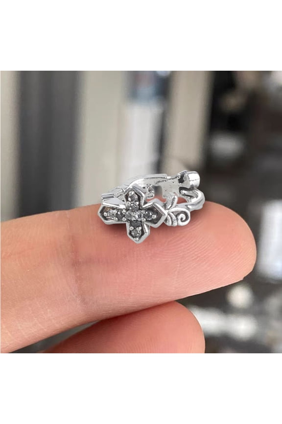 Unisex Industrial Crosses Earring Retro Metal Studs Jewelry for Stylish Outfits Concert Ready Gothic Accessories