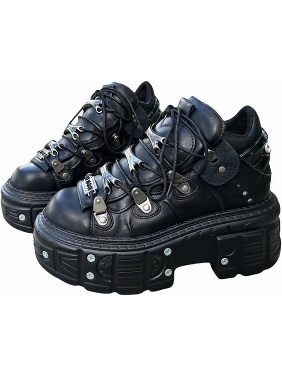 Unisex Men Women Trend Metal Decoration Round Toe Thick Sole Platform Chunky Heels Pumps Large Size Popular Western Punk Street Shoes
