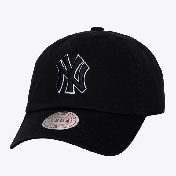 Unisex Mitchell & Ness Black & White New York Yankees 1904 Strapback Adjustable Hat