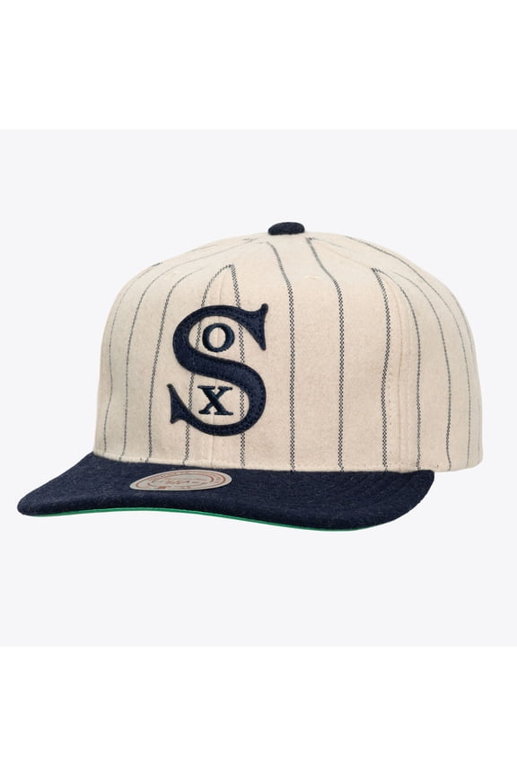 Unisex Mitchell & Ness Cream Chicago White Sox Vintage Ground Melton Wool Pinstripe Adjustable Hat