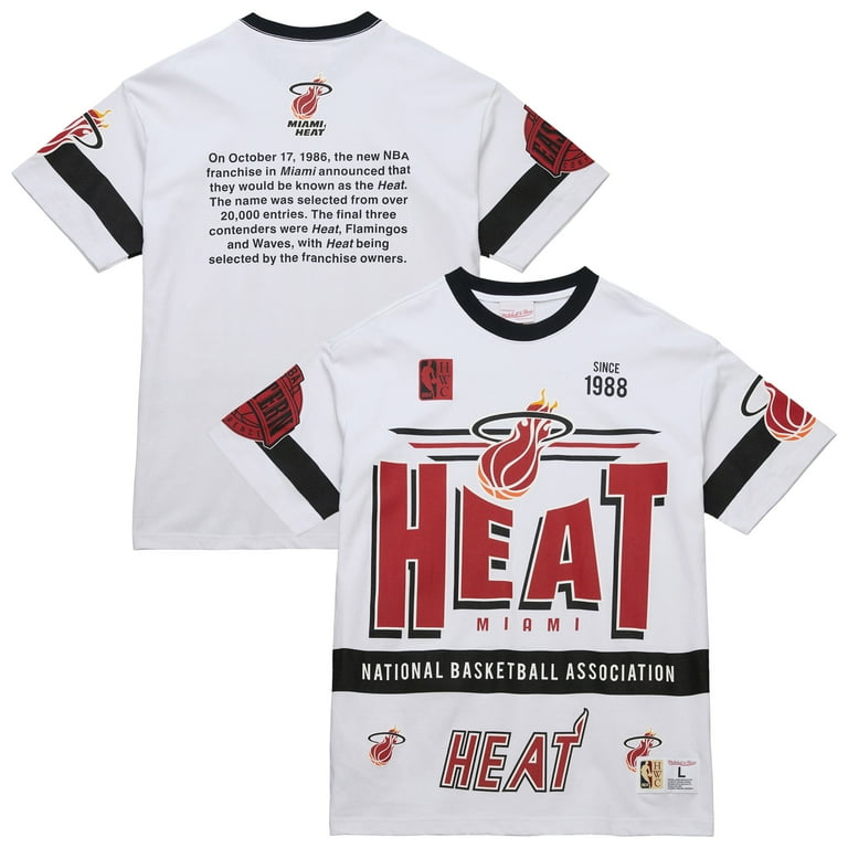 Mitchell & Ness NBA Name & Number T-Shirt - Hardwood Classics, Official Licensed Player Jersey Style Tee