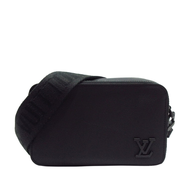 Louis Vuitton Alpha Wearable Wallet, Louis Vuitton Handbags