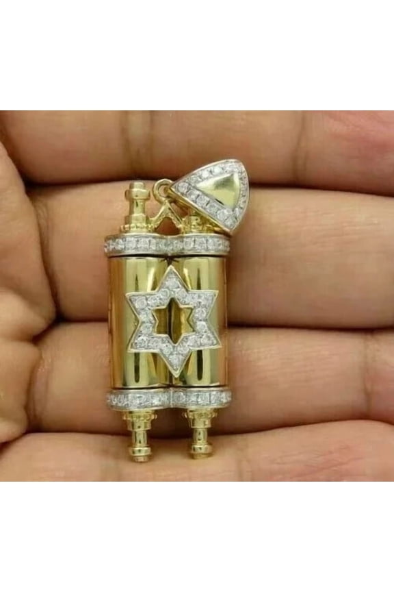 Unisex Round Cut Lab-Created Diamond Star Pendant 14k Yellow Gold Plated Silver