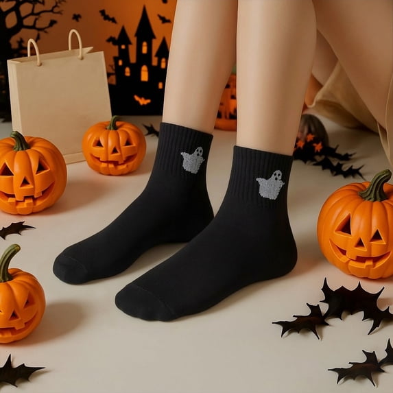 Unisex Simple Halloween Printed Ankle Socks, Cute Pumpkin Ghost Bat Cotton Short Socks for School Uniform Jeans Sneakers Leather Canvas, Soft Comfy Spooky Season Socks Black