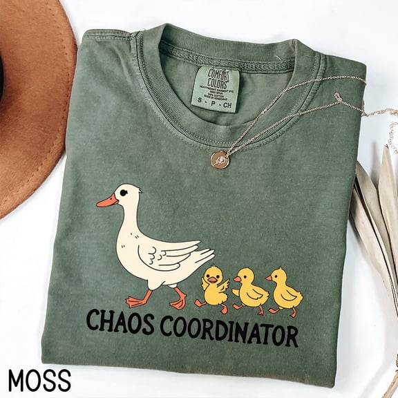 Unisex T-Shirt "CHAOS COORDINATOR" - A Humorous Gift for Parents, Teachers & "Little Army" Managers
