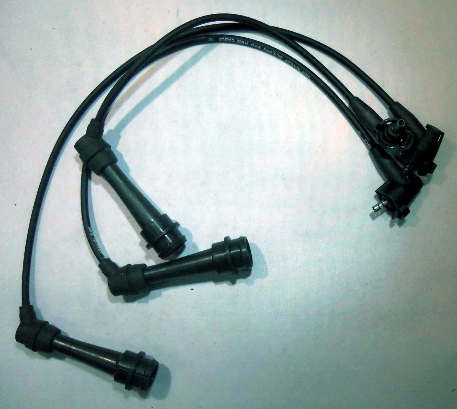United Automotive Engine Products 5607 Spark Plug Wire Set