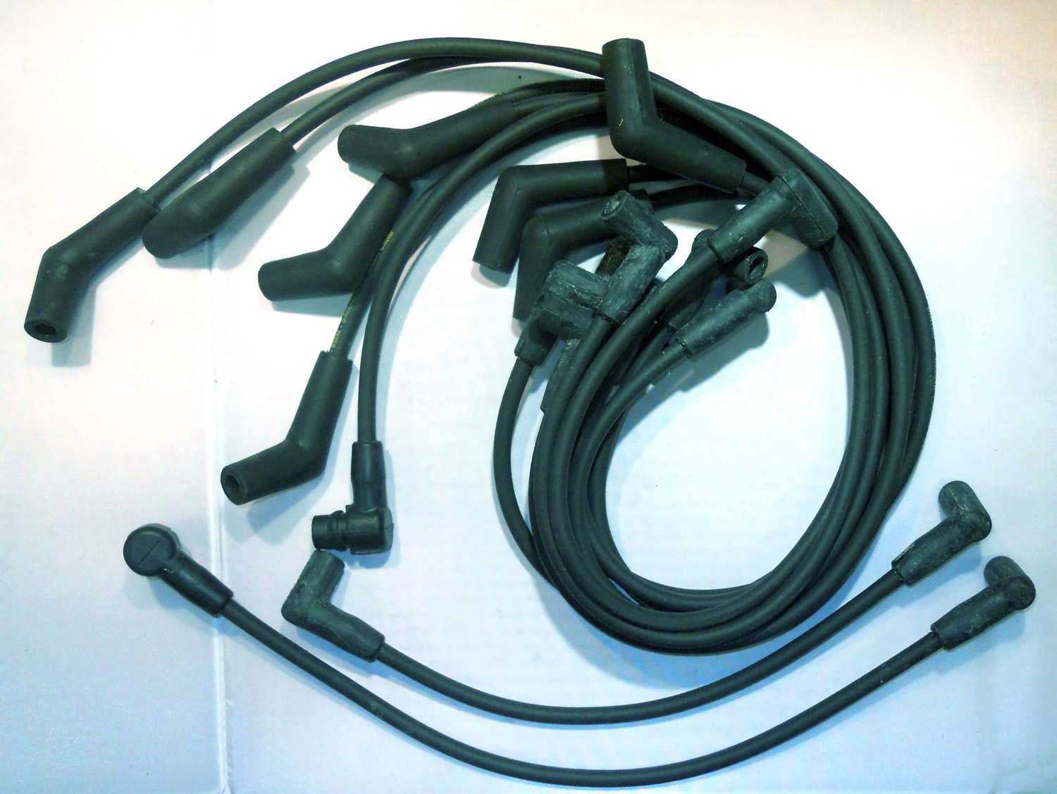 United Automotive Engine Products 8827 Spark Plug Wire Set