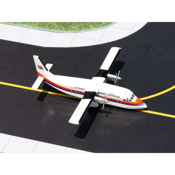 United Express Shorts 360 N360SE Saul Bass Colors (1:400)