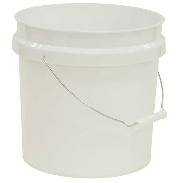 5 Gallon Round Plastic Buckets w/ Wire Handle & Plastic Grip