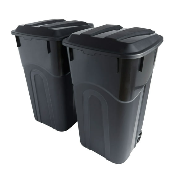 United Solutions 2 Pack Outdoor Trash Can w/ Lid & Wheels, 32 Gal, Black