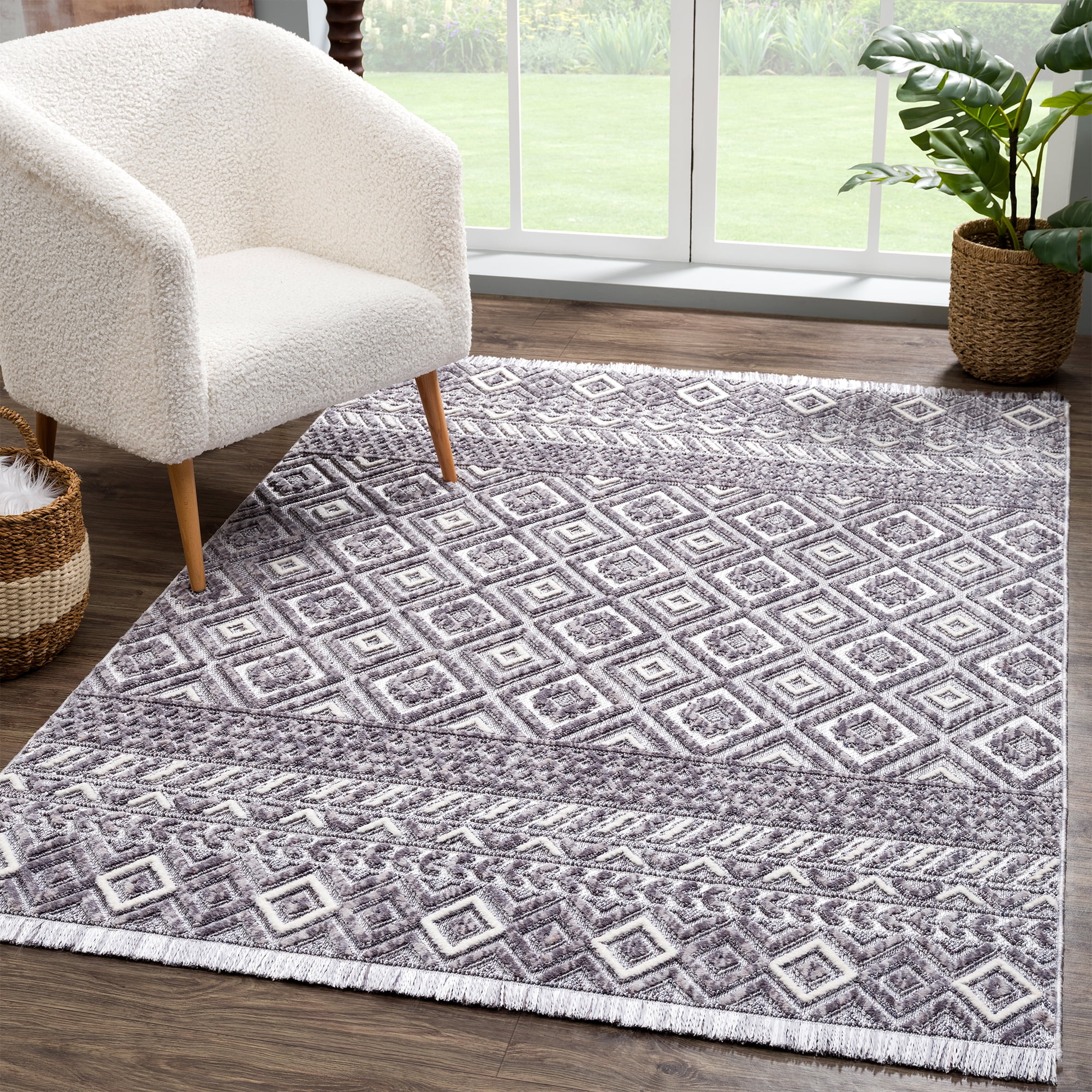United Weavers Keya Leya Modern Geometric Runner Rug, Smoke, 2'7" x 7'2"