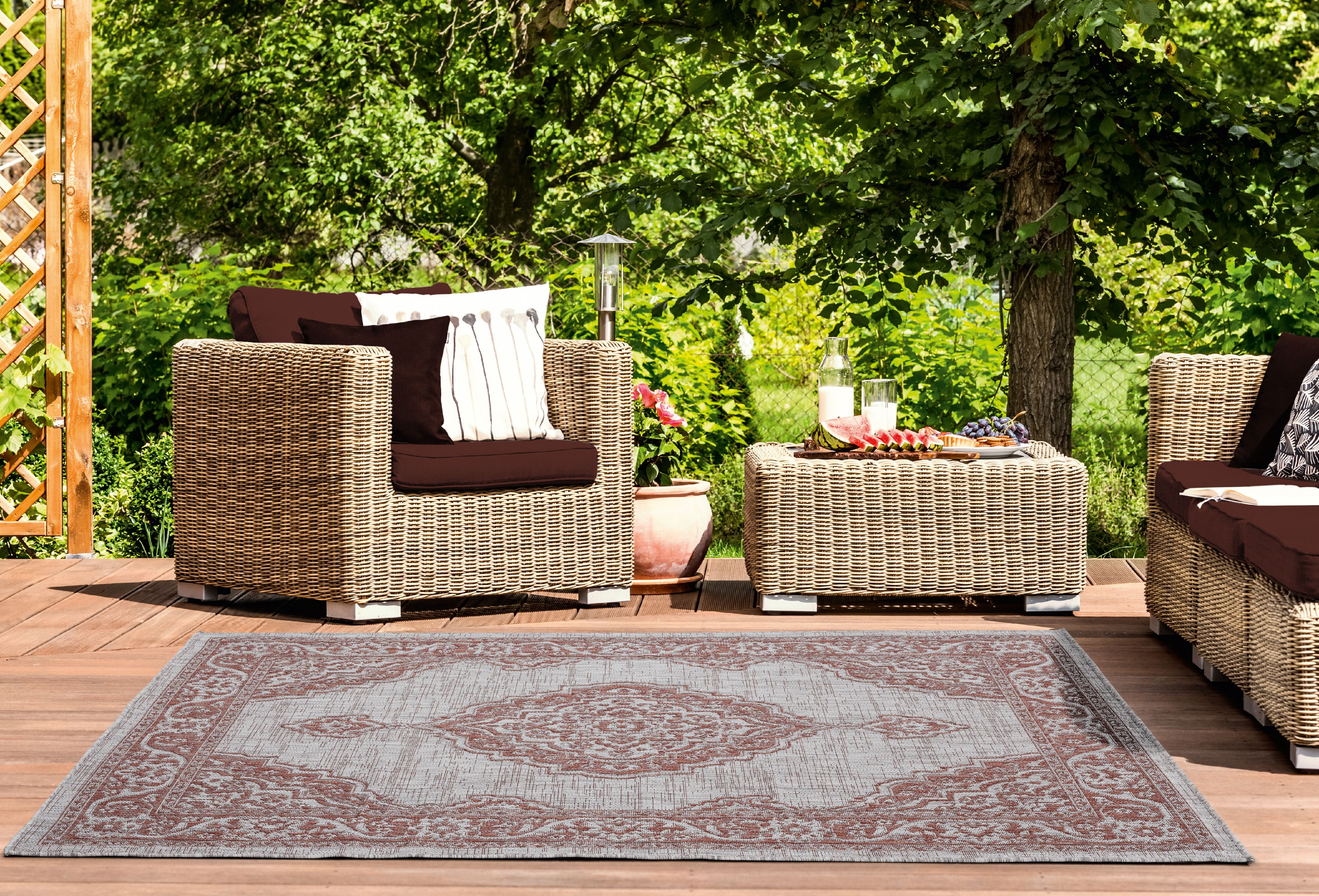 United Weavers Mali Annette Oriental Medallion Area Rug, Red, 7'10" x 10'6"