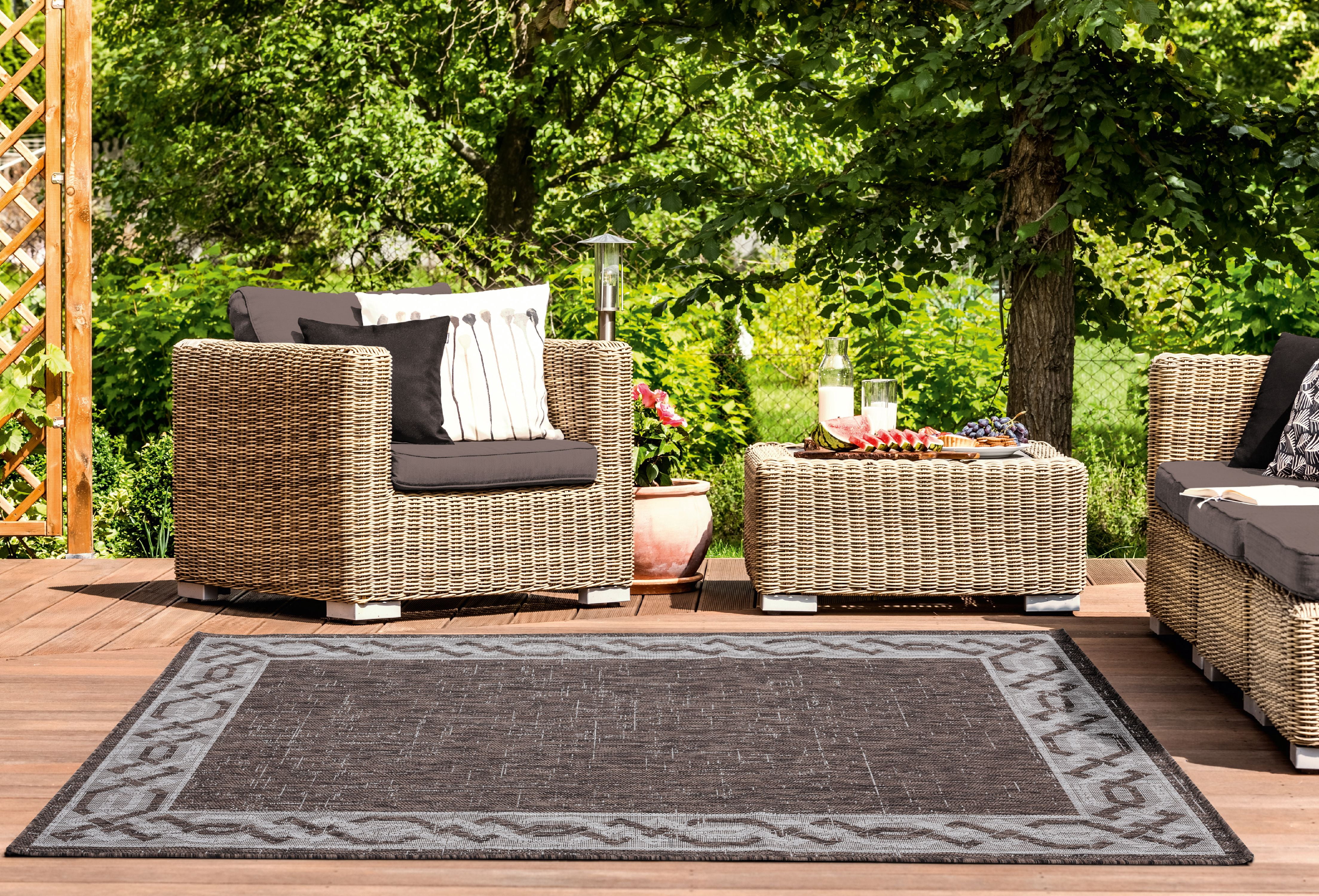 United Weavers Mali Parmalee Traditional Border Area Rug, Brown, 7'10" x 10'6"