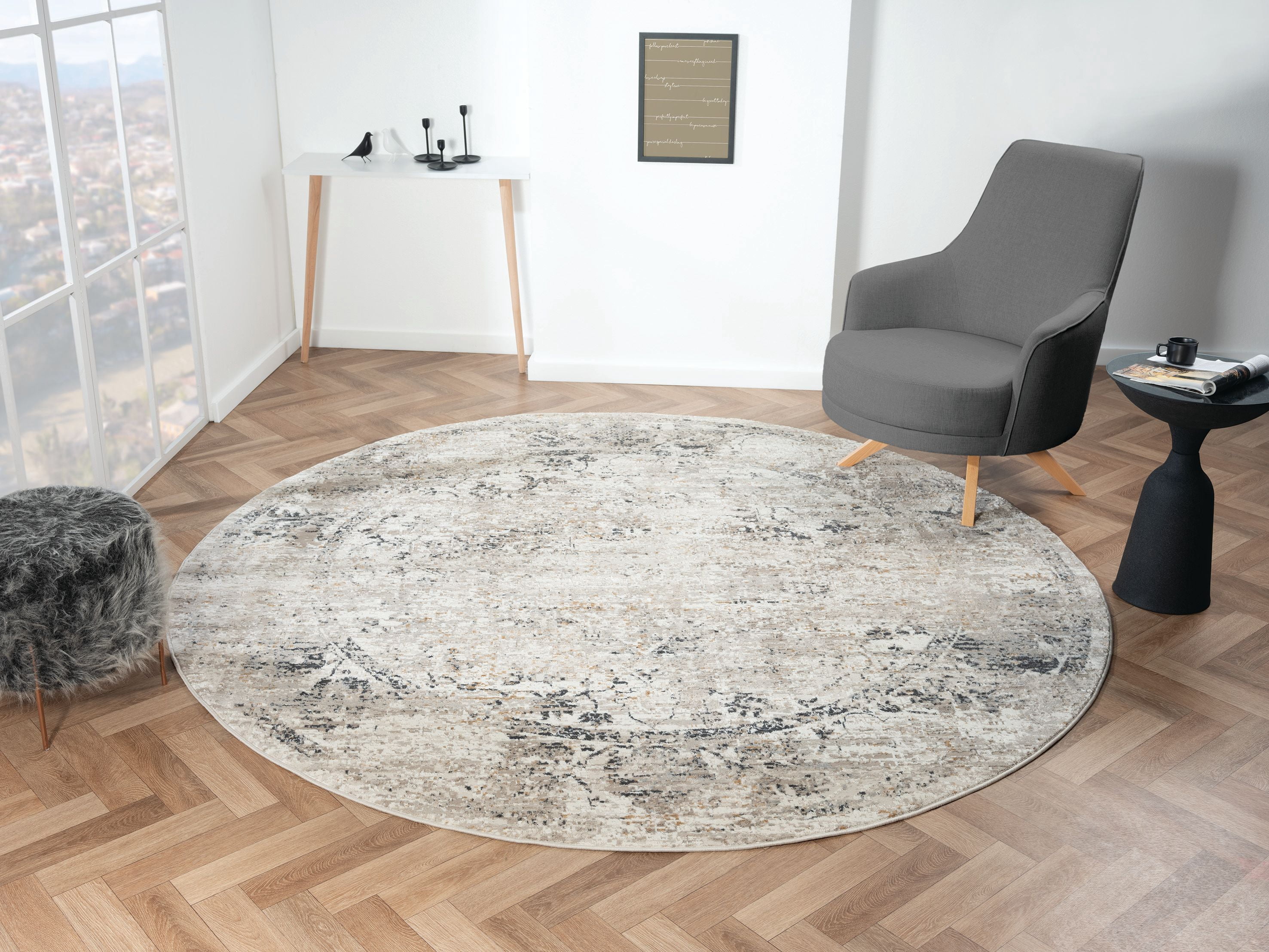 United Weavers Nelson Amos Transitional Medallion Round Rug, Beige, 7'10" x 7'10"