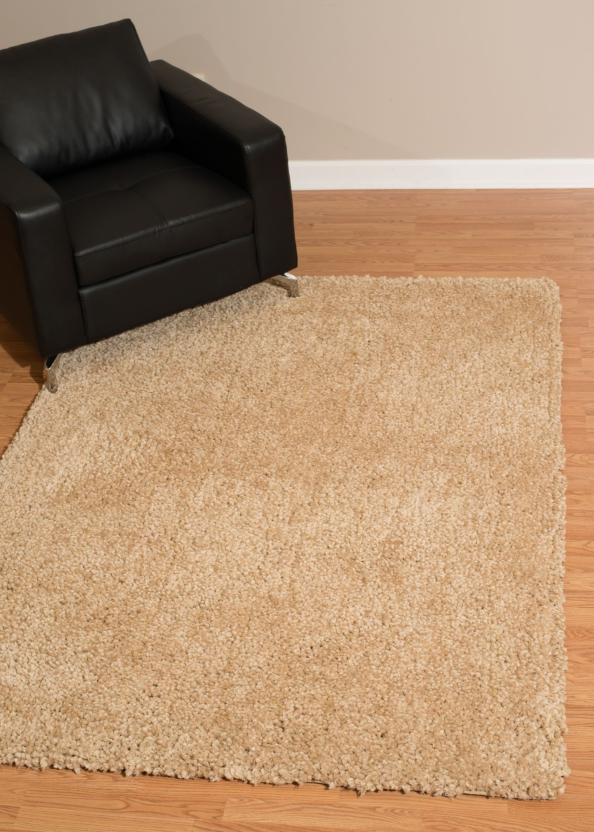 United Weavers Paraiba Tatami Light Beige Tufted Polyester Shag Area Rug