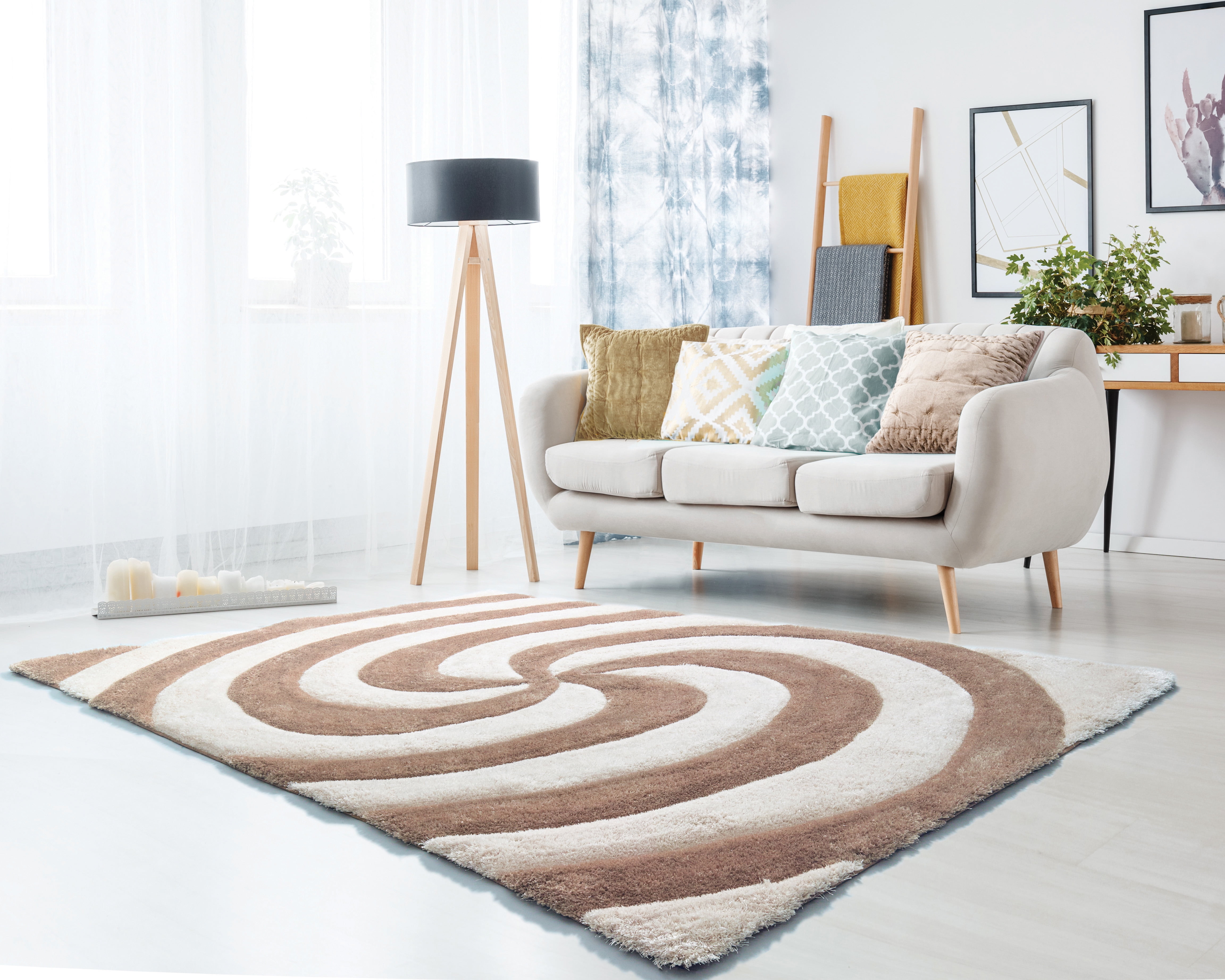 United Weavers Veria Agba Shag Beige Hand Carved Polyester Area Rug