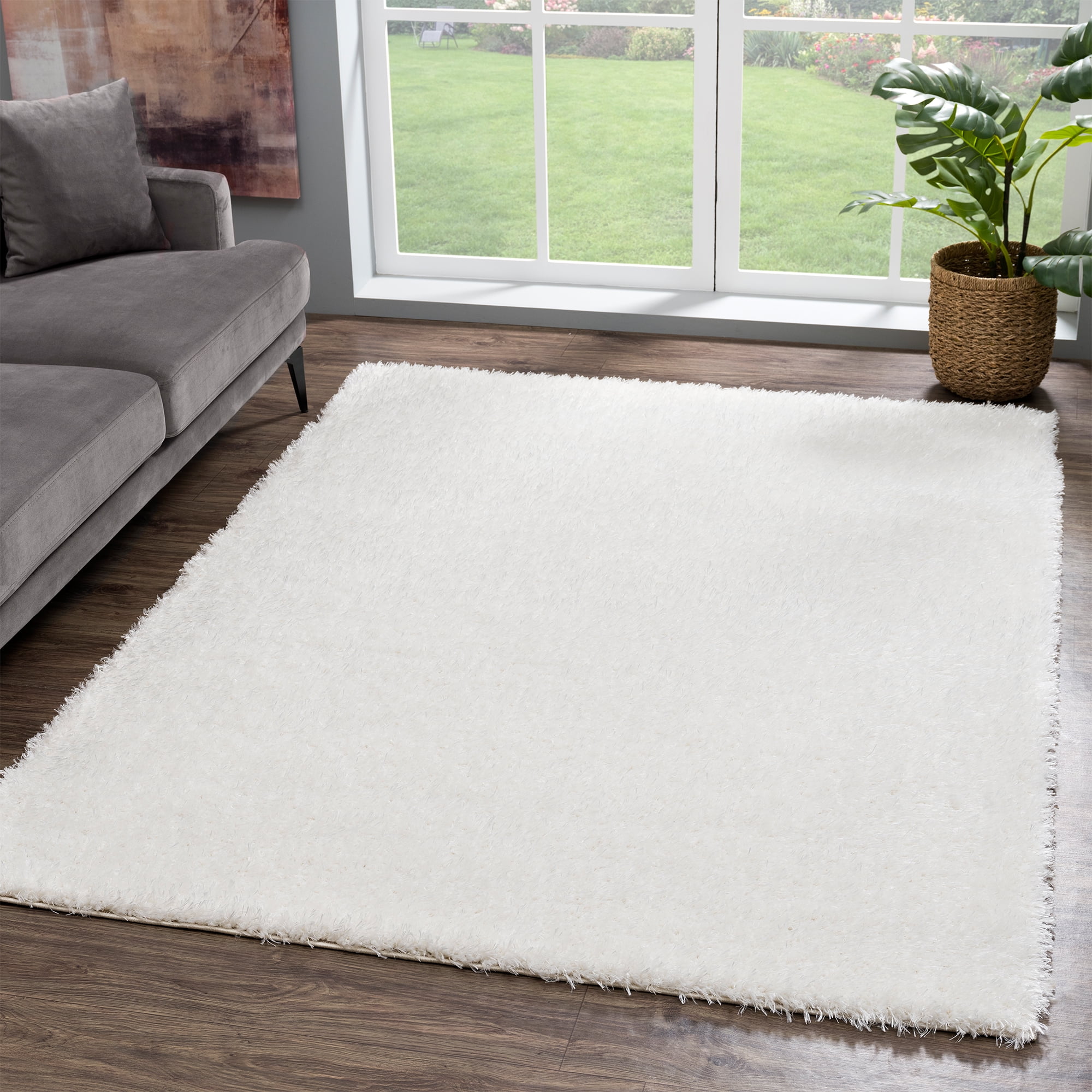 United Weavers Jouri Malak Contemporary Shag Area Rug, White, 7'10 x 10'6"