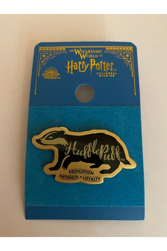 Harry Potter Hufflepuff Dedication Patience Pin New with Card