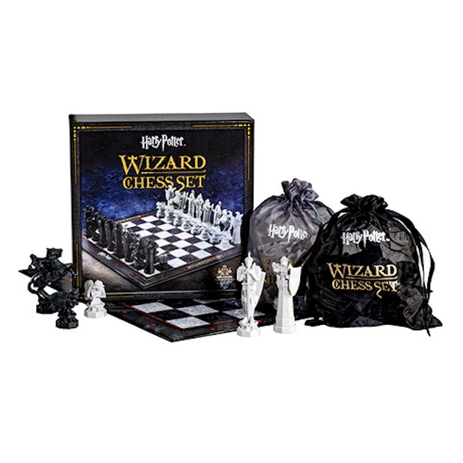 Universal Studios Harry Potter Wizard Chess Set New with Box 