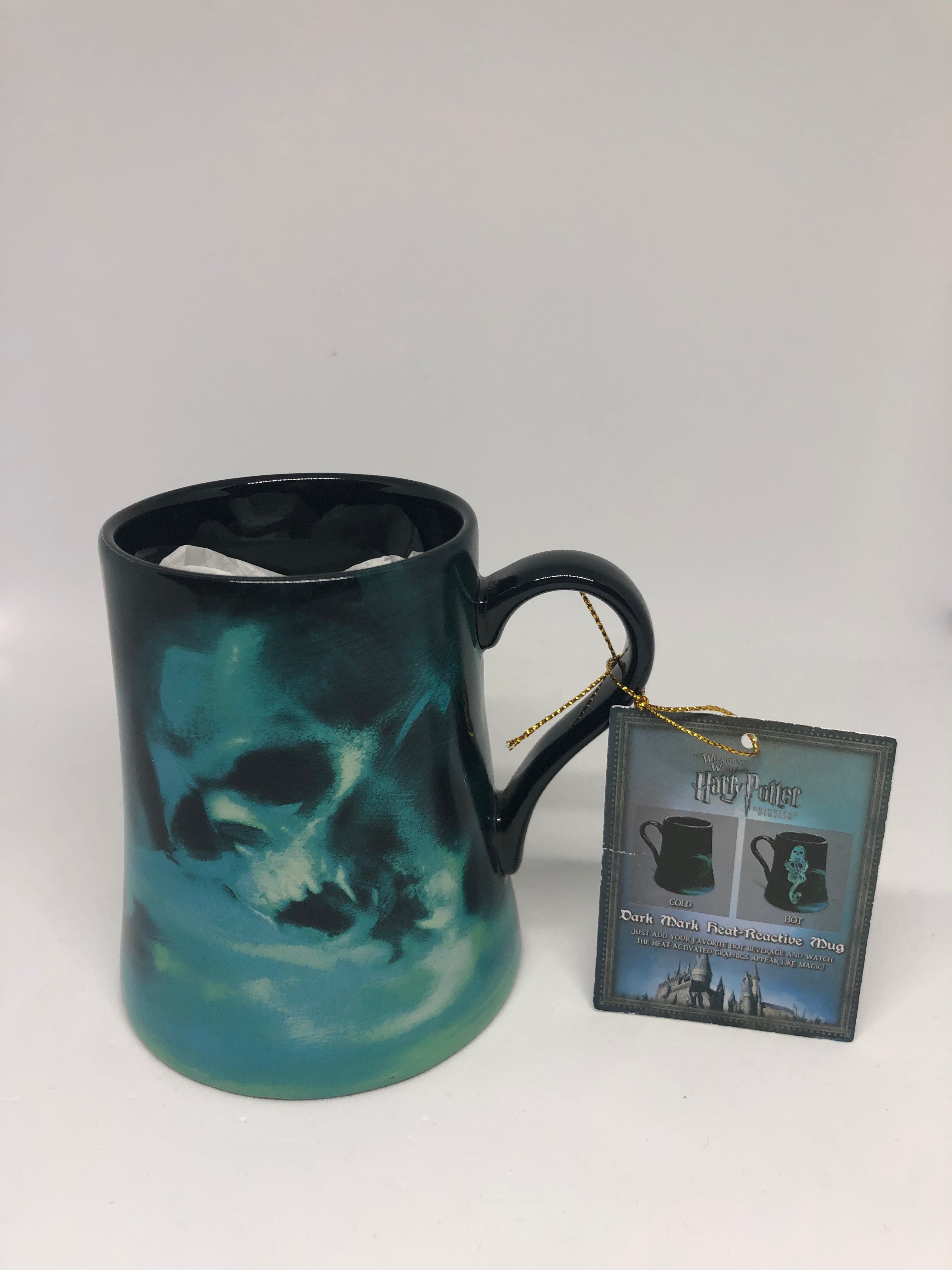 https://i5.walmartimages.com/seo/Universal-Wizarding-World-Harry-Potter-Dark-Mark-Heat-Reactive-Mug-New_8487fa38-2f5b-439f-aeb0-11fdab2bcd92.97df4f88a148c0d7660768a05eb3d823.jpeg