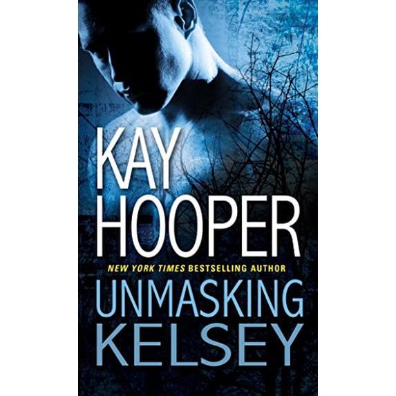 Pre-Owned Unmasking Kelsey (Paperback) by Kay Hooper