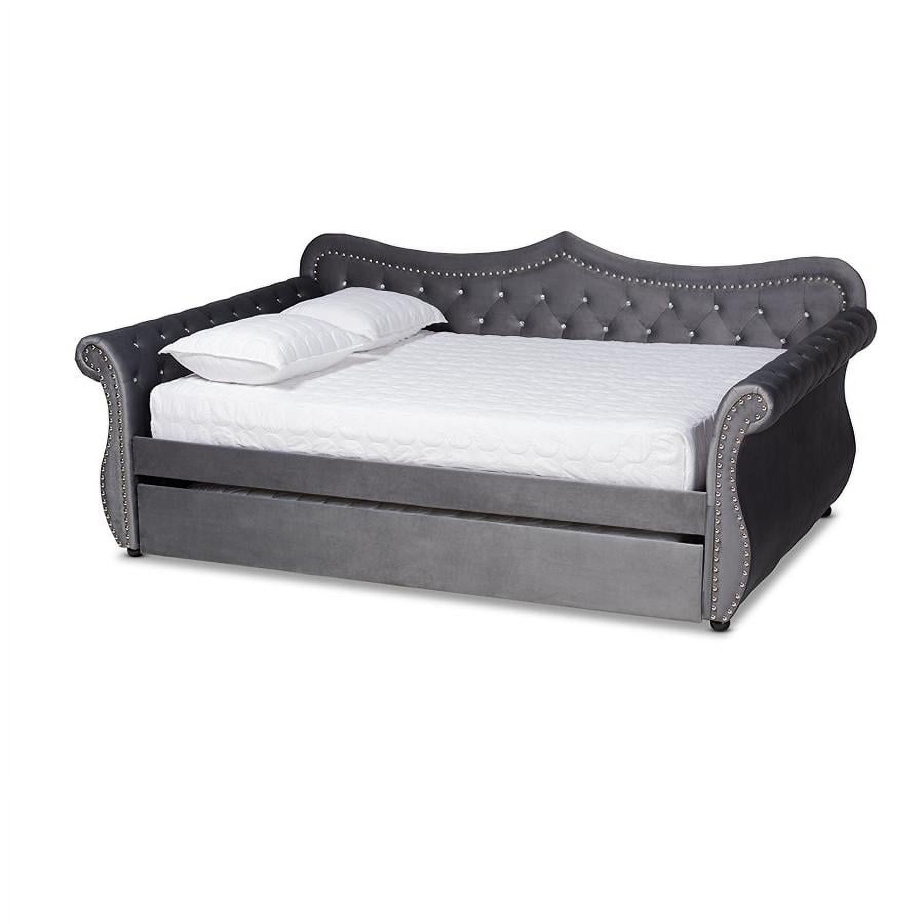 Gray Velvet Upholstered Full Daybed with Tufted Trundle