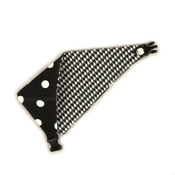 Uptown Pups Reversible Bandana Classic (Small, Black Houndstooth)