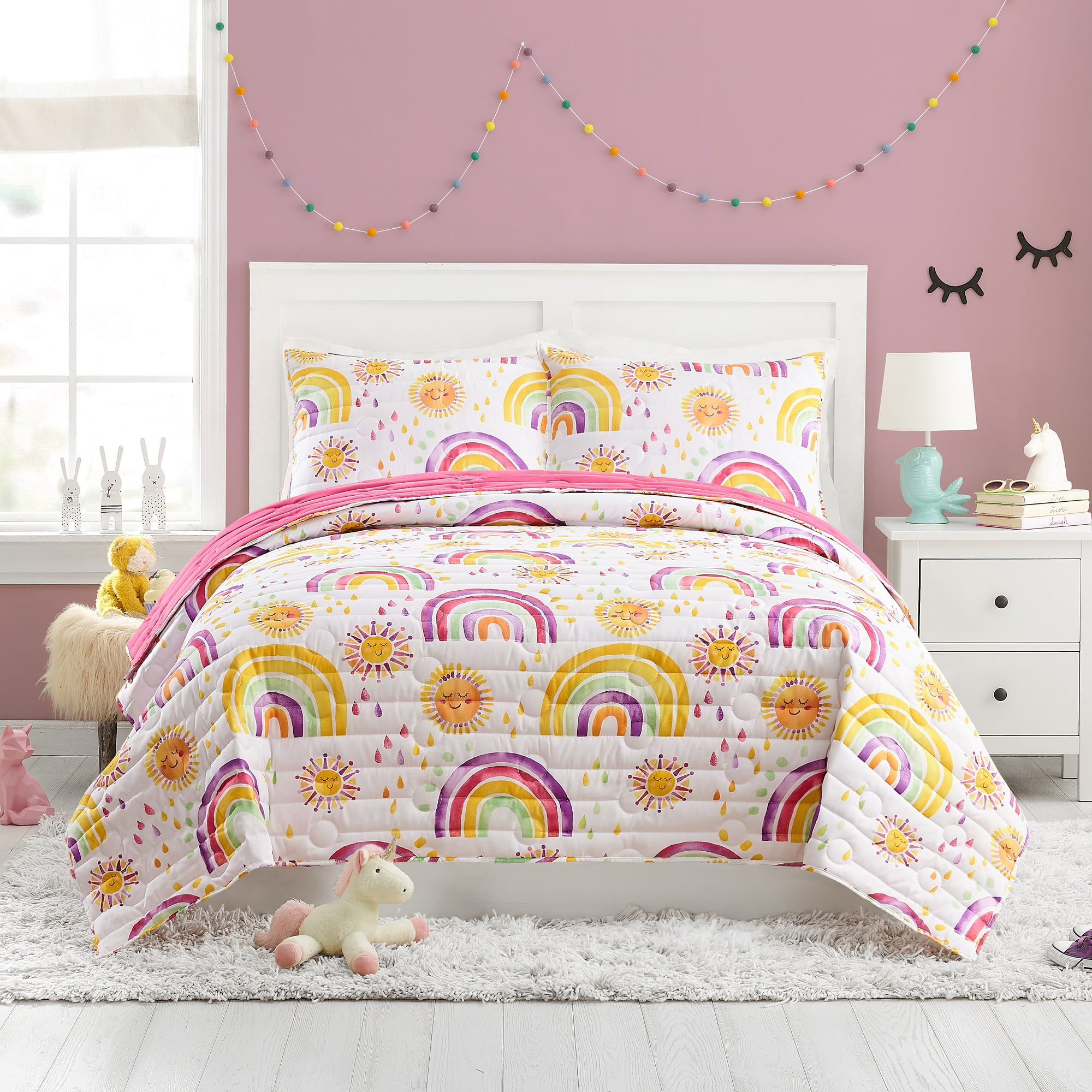 Full Pink Microfiber Reversible Quilt Set with Graphic Detail