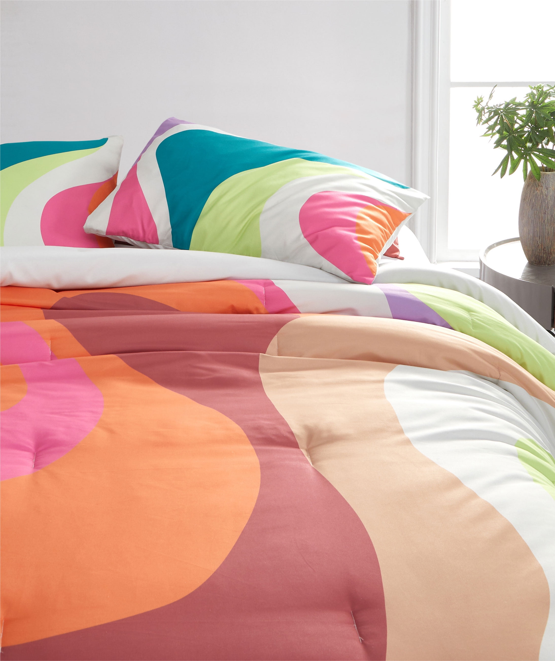 Urban Shop 3-Piece Lava Comforter Set, Queen