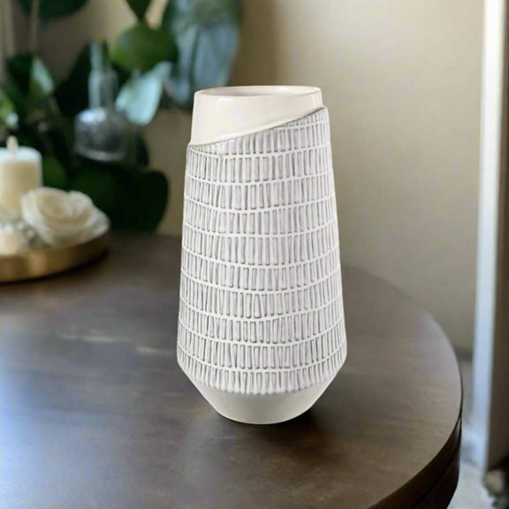 Zavira Vertical Line Ceramic Vase