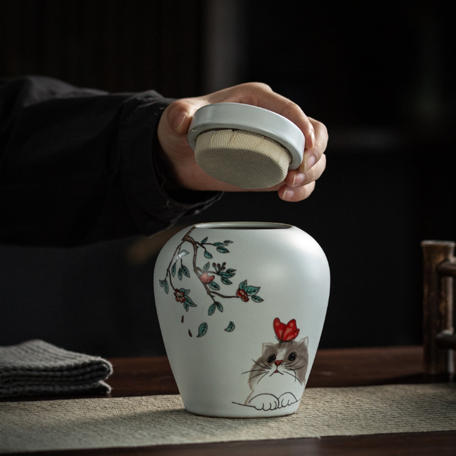 Urn For Pet Ashes Cat Shape Memorial Cremation Urns Handcrafted White Decorative Urns For Funeral Cat Urn Dog Urn