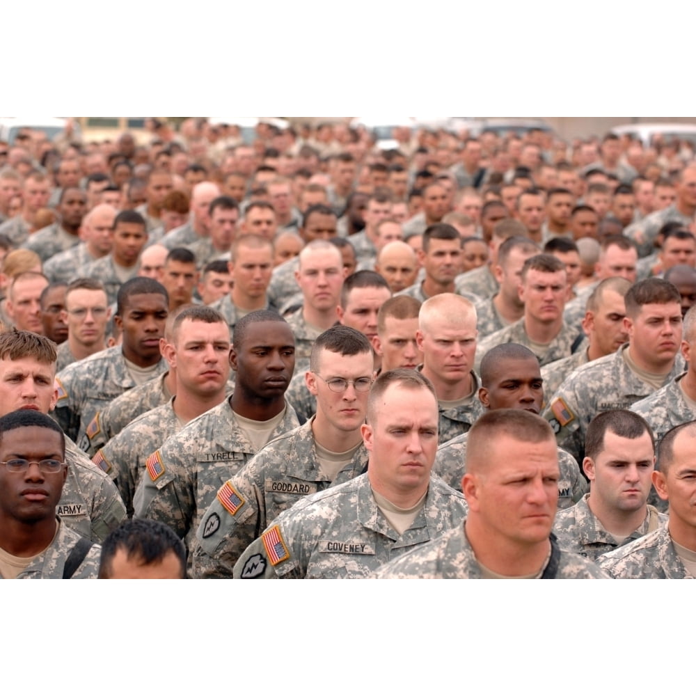 Us Army Soldiers At A Ceremony To Honor Fallen Service Members At Kirkuk Regional Air Base Iraq. April 7 2007.