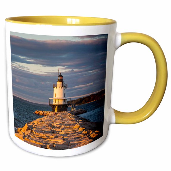 3drose, Usa, Maine, Portland, Spring Point Ledge Lighthouse, Sunset., 11oz Two-tone Yellow Mug