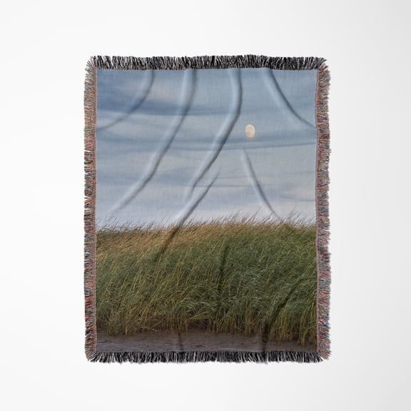 Usa, Massachusetts, Cape Cod, Full Moon Rising, First Encounter Beach., Woven Blanket