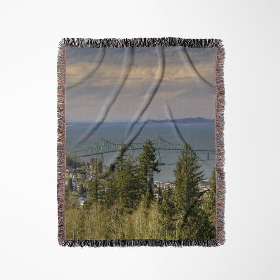 Usa, Oregon, Astoria Megler Bridge - Us38 Jwi0616 - Jamie And Judy Wild, Woven Blanket
