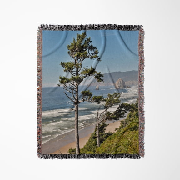Usa, Oregon. Cannon Beach With Haystack, Woven Blanket