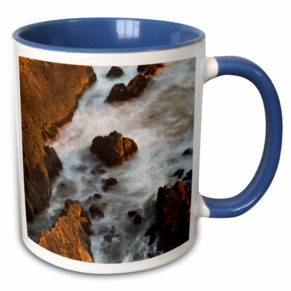Usa, Oregon. Looking down from cliff overlooking ocean. 11oz Two-Tone Blue Mug mug-259903-6