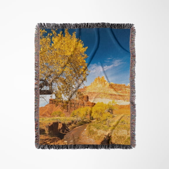 Usa, Utah, Capitol Reef National Park. Castle Rocks. Fremont River., Woven Blanket