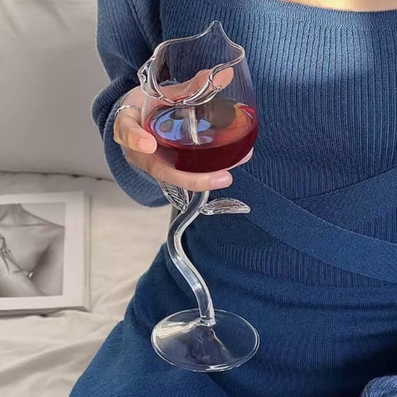 Usbinx Life Rose Pattern Red Wine Glass Tall Stem Elegant Glass Goblet 280ml Hand Blown Crystal Style Wine Cup Romantic Tableware
