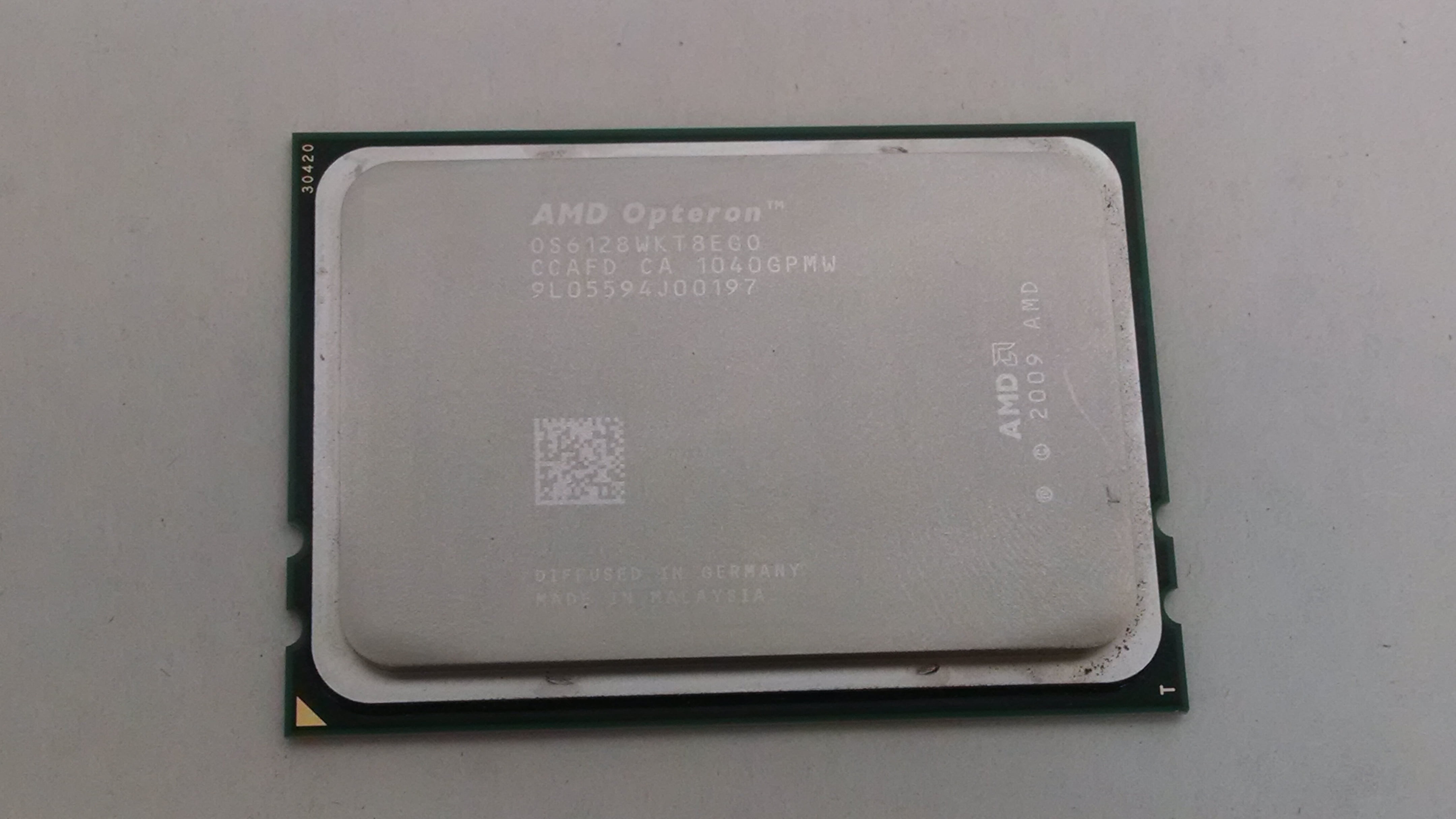 Procesador Socketc32 Amd Opteron 4122 de cuatro núcleos, 6 MB y 2,20