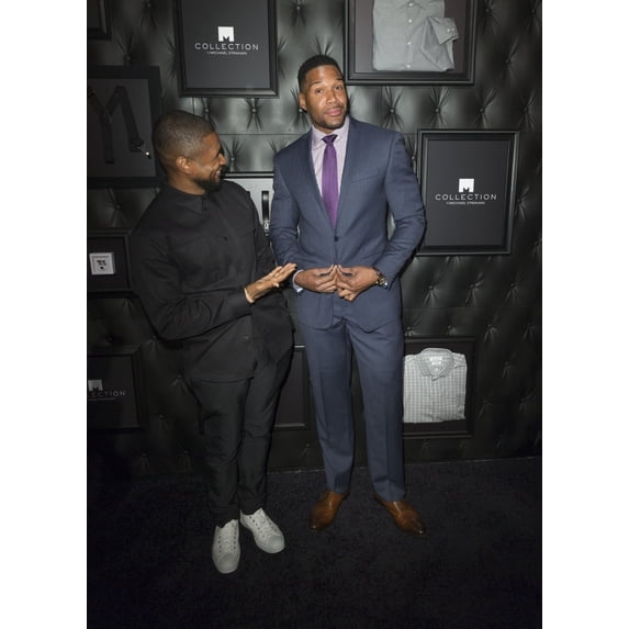 Usher Michael Strahan At Arrivals For Collection By Michael Strahan Launch Party Artbeam New York Ny September 30