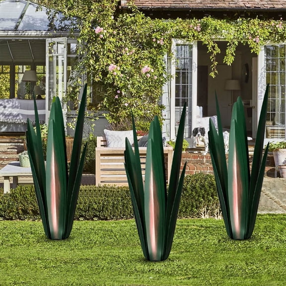 Usloyux under $5 Wrought Iron Ornament, Tequila Agave Garden Statue for Outdoor Indoor Decoration, Handmade Metal Yard Art for Patio Flower Pot Display