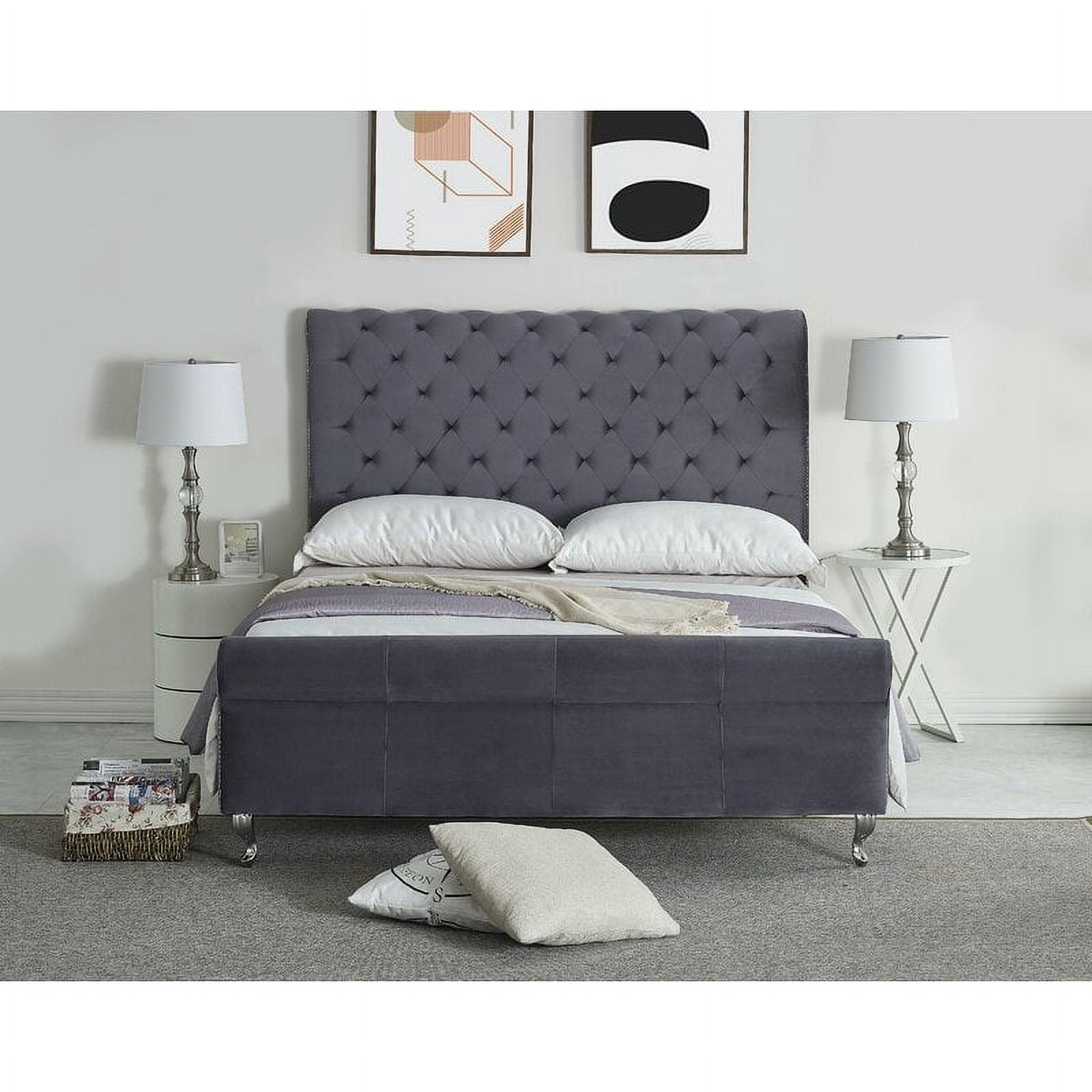 Uspridefurniture Collinsworth Tufted Low Profile Sleigh Velvet Bed -Queen