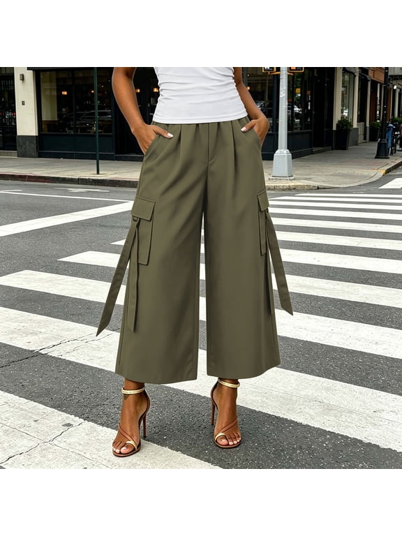 Women's Cropped Cargo Pants,Elastic Waist and Functional Side Pockets