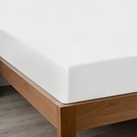 Utopia Bedding Fitted Sheet, Premium Soft Microfiber, Fade & Wrinkle Resistant, Lightweight Easy Care Solid All-Around Elastic Deep Pocket Queen , White