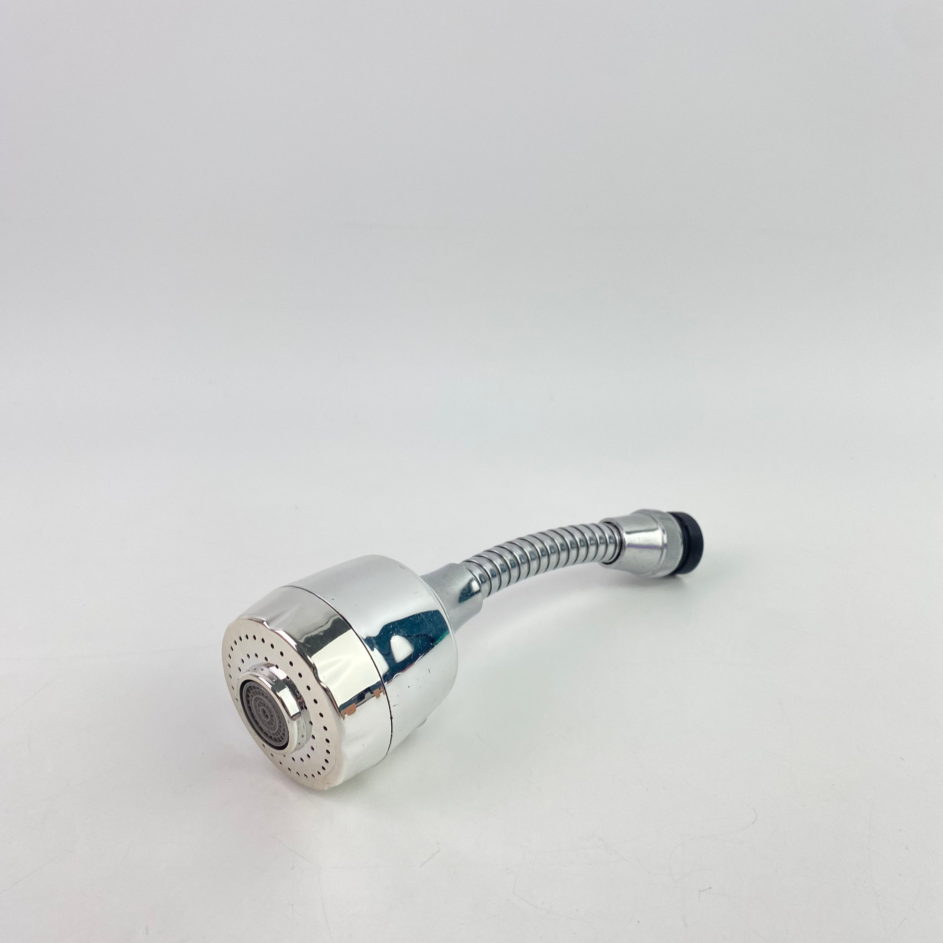 Utwickeln Anti-splash tap nozzles,Kitchen Sink Aerators,360° Rotatable Kitchen Faucet Sprayer Head Replacement Faucet Head Attachment Anti-Splash Faucet Booster Shower Tap Nozzle Jet Diffuser