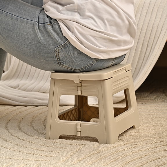 Uuiauoio Folding Small Stool Small Stool Plastic Foldable Step Stools Non-Slip Surface with Carry Handle Collapsible Stool for Home, Outdoor and Indoor