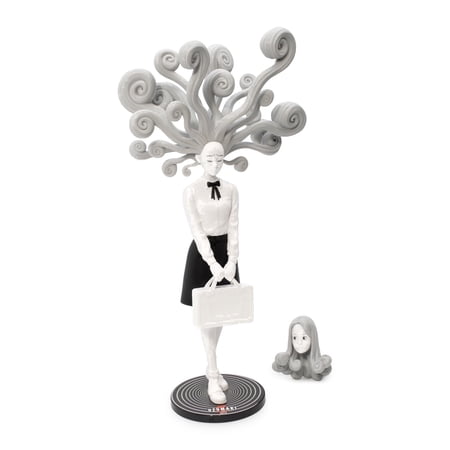 Uzumaki Kirie Deluxe Vinyl Figure with Swappable Heads by CultureFly | 9-Inch Horror Manga Collectible